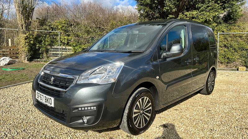 PEUGEOT PARTNER