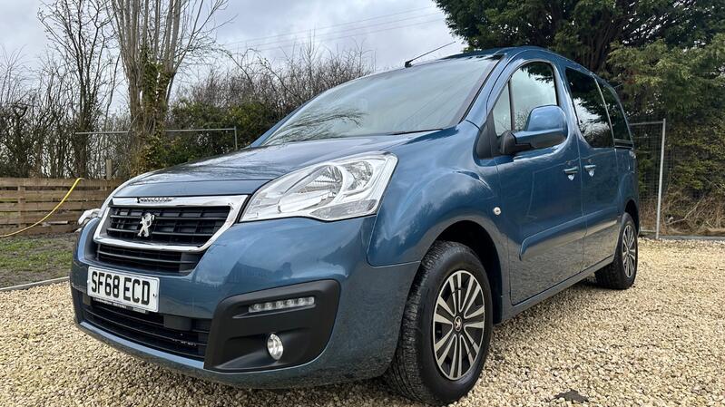 PEUGEOT PARTNER
