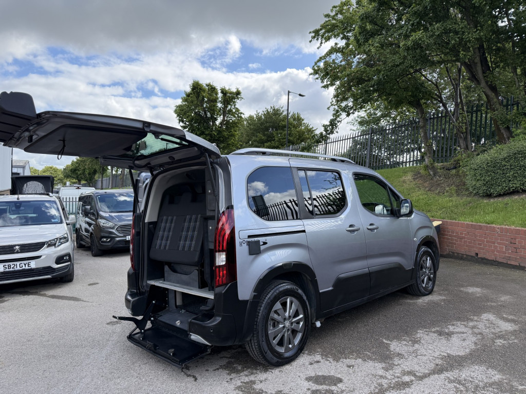 2022 Peugeot Rifter